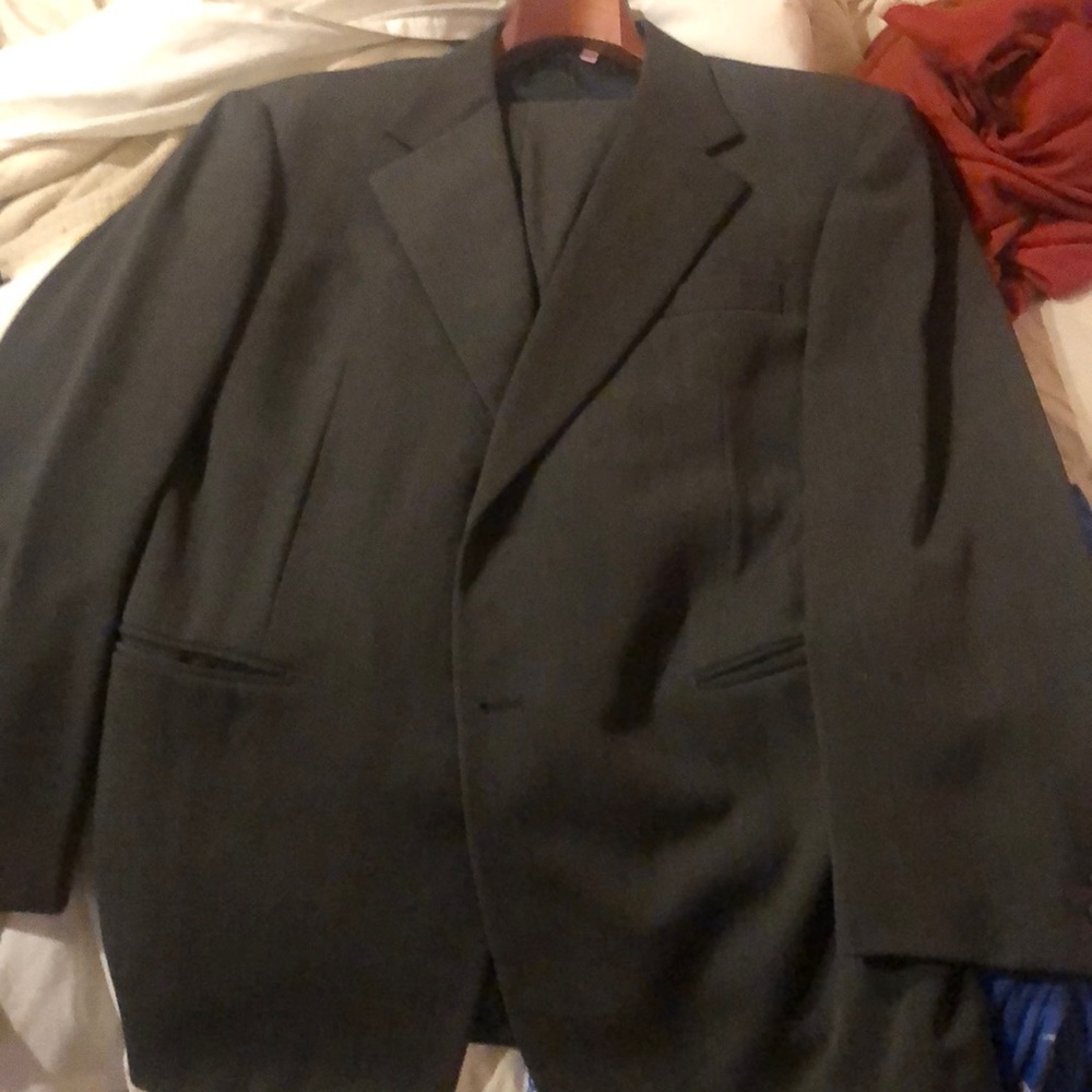 Men’s suit